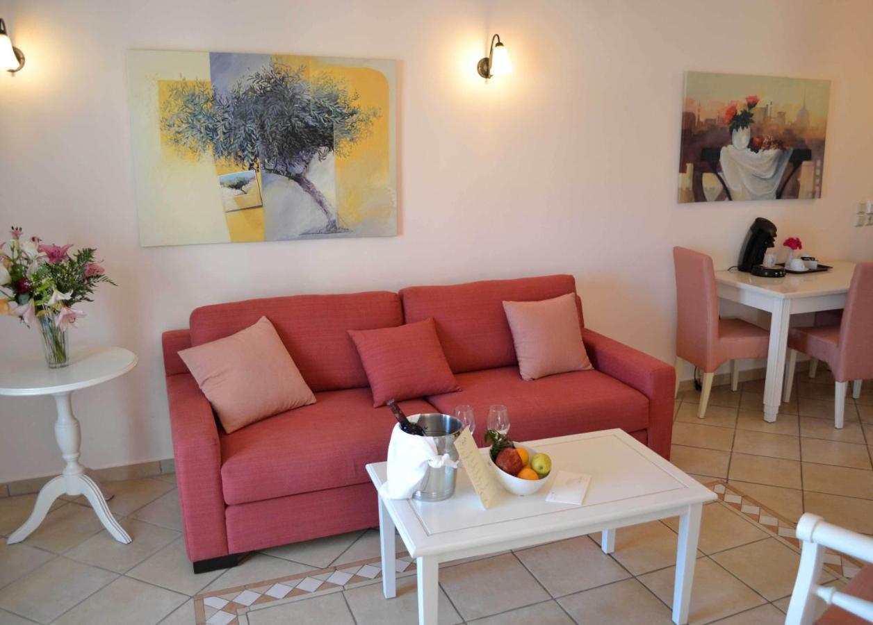 Delfino Blu Wellness Boutique Hotel Agios Stefanos Avliotes  Ruang foto